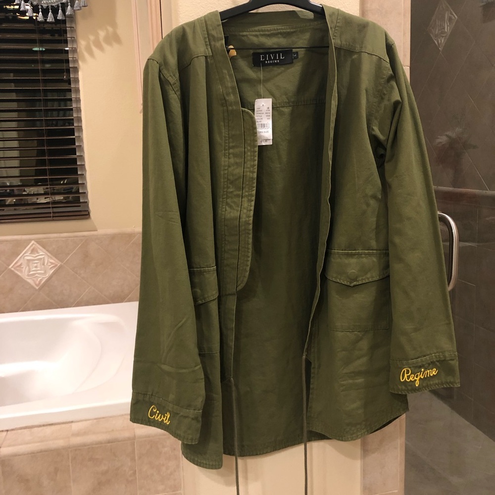 Army green coat 🖤